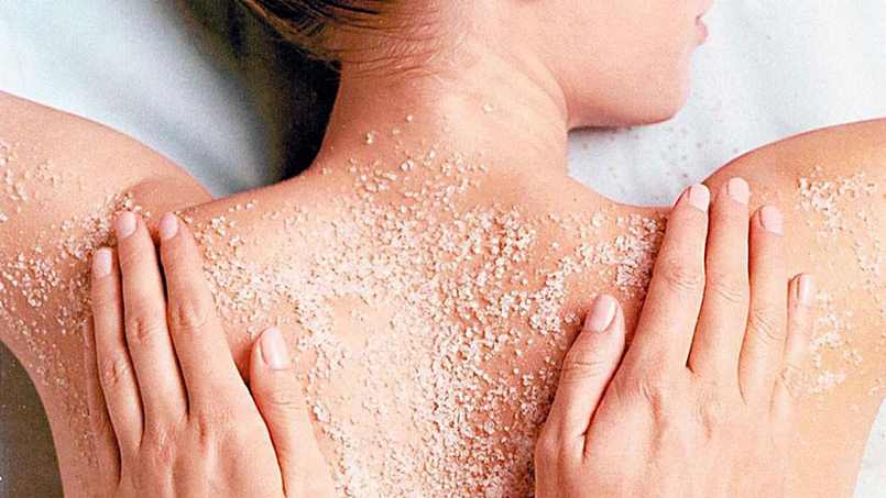 Những lưu ý khi tắm bể bơi muối khoáng