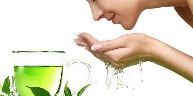 Cách rửa mặt bằng trà xanh
