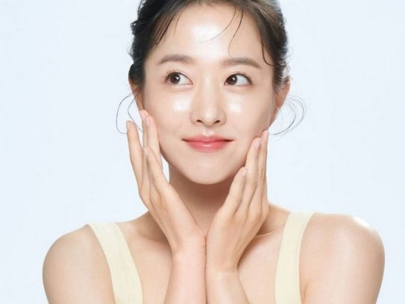 Dưỡng ẩm da mặt cho tuổi dậy thì như thế nào