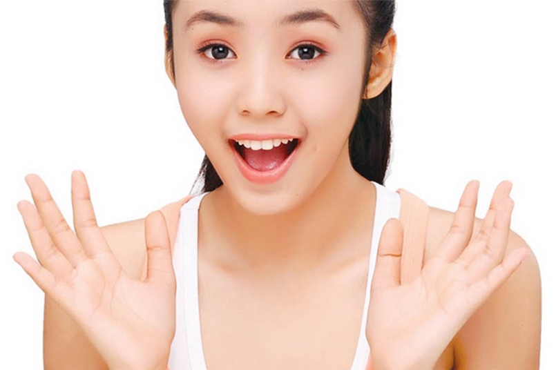 Dưỡng trắng da quan trọng ở tuổi dậy thì